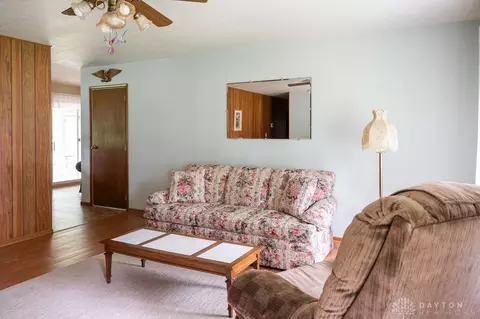 4905 Willowdale Rd, Springfield, OH 45502 photo 3