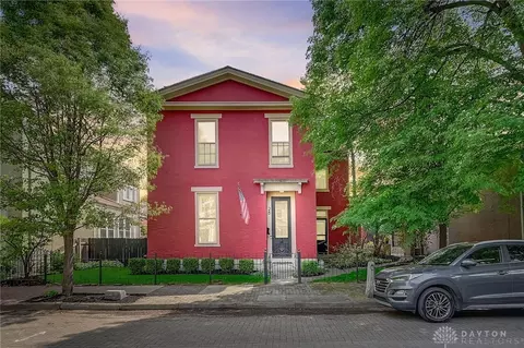 28 Tecumseh St, Dayton, OH 45402
