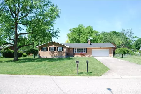118 Stolz Dr, Middletown, OH 45042