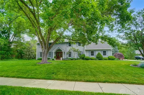 9558 Meadow Woods Ln, Washington Township, OH 45458