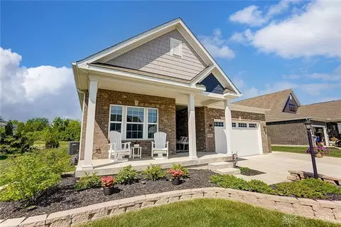 9783 Winding Creek Blvd, Centerville, OH 45458
