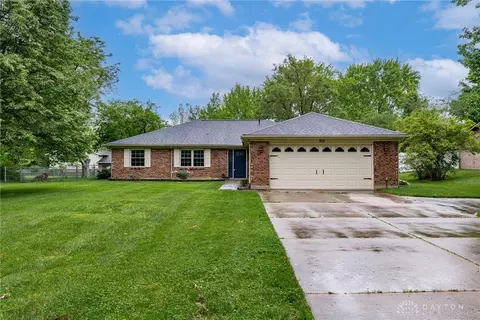 911 W Spring Valley Pike, Dayton, OH 45458