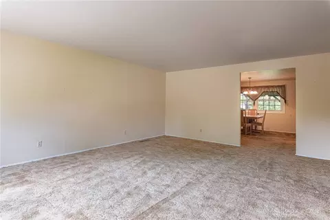 100 Gracewood Dr, Centerville, OH 45458 photo 4
