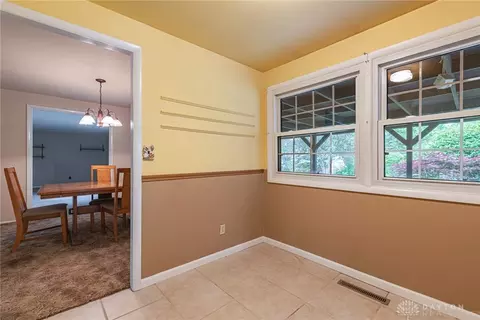 100 Gracewood Dr, Centerville, OH 45458 photo 12