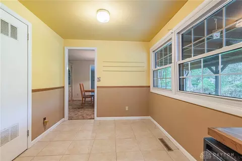 100 Gracewood Dr, Centerville, OH 45458 photo 11