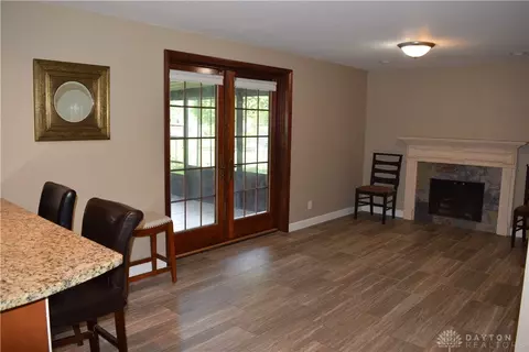 2549 Marscott Dr, Centerville, OH 45440 photo 10