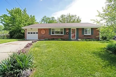11736 Hollingsworth Way, Forest Park, OH 45240
