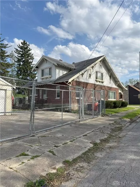 2862 E High St, Springfield, OH 45505