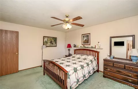 2936 Avery Cir, Springfield, OH 45503 photo 11