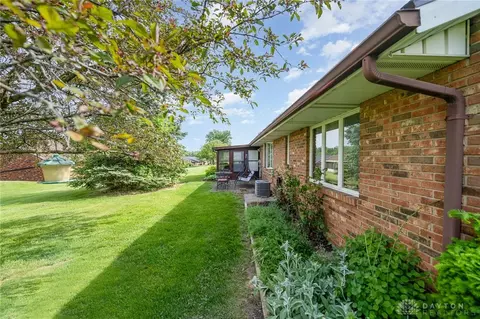 2936 Avery Cir, Springfield, OH 45503 photo 25