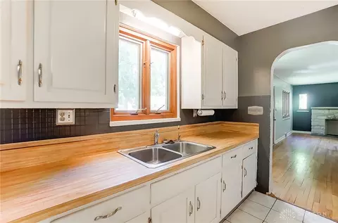 726 Devonshire Rd, Dayton, OH 45419 photo 10