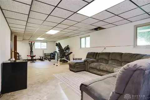Living - 2501 E Rahn Rd, Kettering, OH 45440 photo 8 of 8
