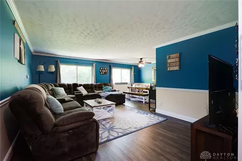 Living - 2501 E Rahn Rd, Kettering, OH 45440 photo 1 of 8