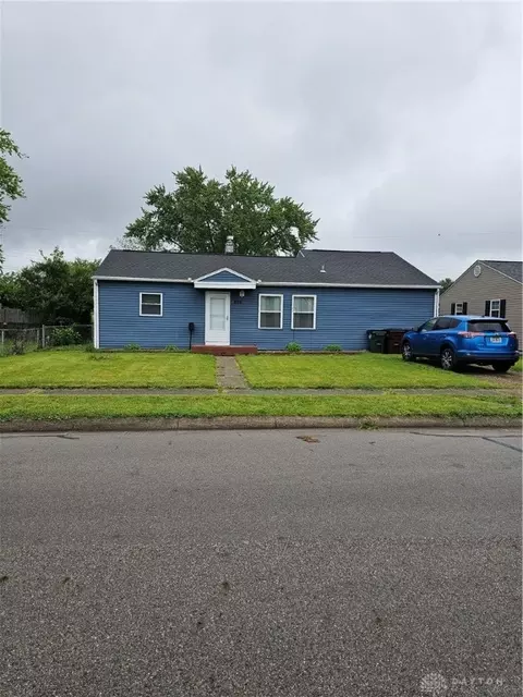 808 Flintridge Dr, Fairborn, OH 45324