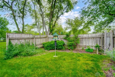 209 Anton Ct, Centerville, OH 45458 photo 6
