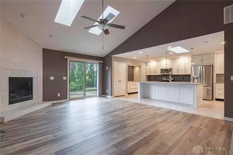 72 Black Walnut Dr, Springboro, OH 45066 photo 8