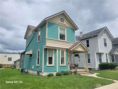 527 E Pearl St, Miamisburg, OH 45342