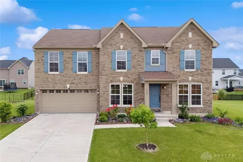 4040 Red Bud Way, Tipp City, OH 45371