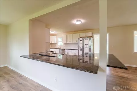 1327 Victory Rd, Springfield, OH 45504 photo 5