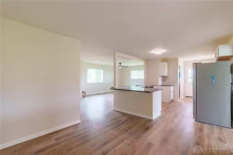 1327 Victory Rd, Springfield, OH 45504 photo 7