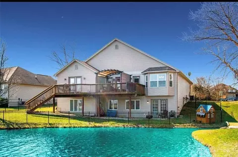 290 Pebblestone Dr, Monroe, OH 45050 photo 3