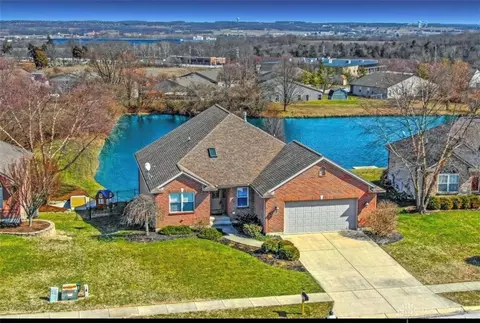 290 Pebblestone Dr, Monroe, OH 45050