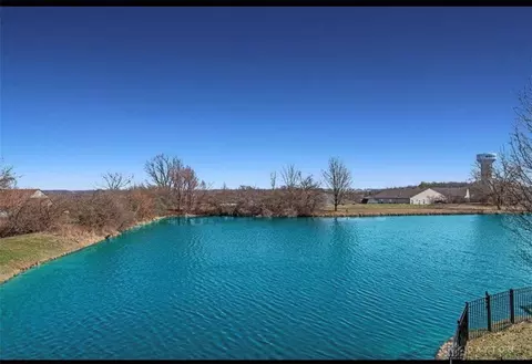 290 Pebblestone Dr, Monroe, OH 45050 photo 6