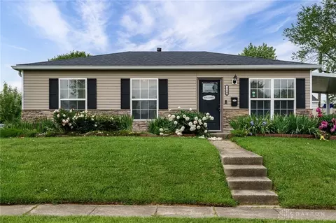 1750 Lundgren Rd, New Carlisle, OH 45344