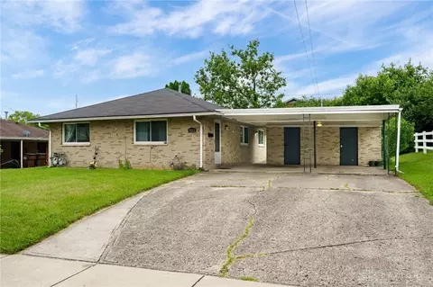 915 Sharon Dr, Lebanon, OH 45036