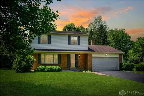 562 Lewisham Ave, Dayton, OH 45429