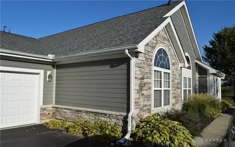 184 Abbey Dr, Springboro, OH 45066