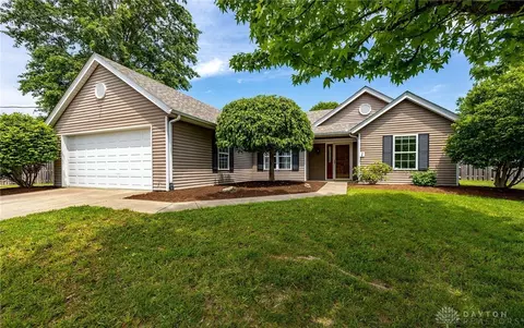 1599 Sweet Gum Ct, Williamsburg, OH 45176