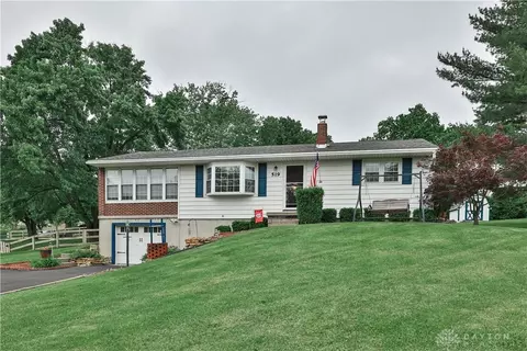 519 Britton Ln, Monroe, OH 45050