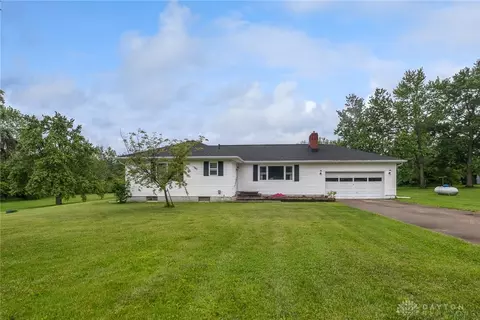 5845 Old Us 35 E, Jamestown, OH 45335