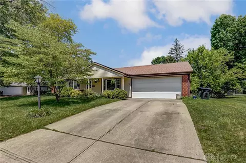 145 Weller Ave, Centerville, OH 45458