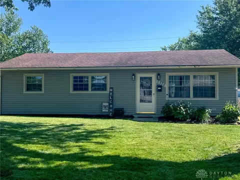 5928 Mayville Dr, Dayton, OH 45432