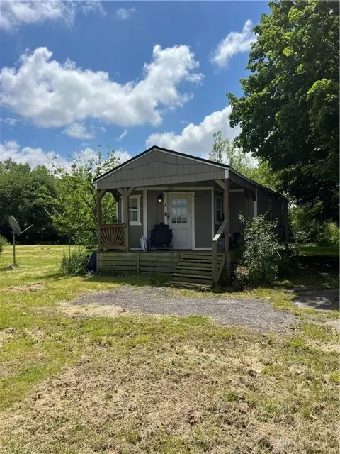 3240 Yeoman Rd, Washington Court House, OH 43160