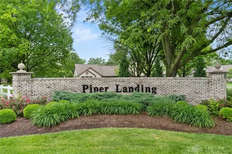 1740 Piper Ln #101, Dayton, OH 45440