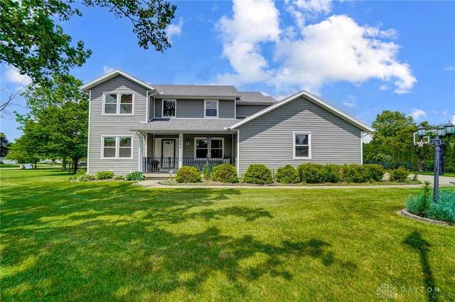 3865 Malaga Cir, Springfield, OH 45502
