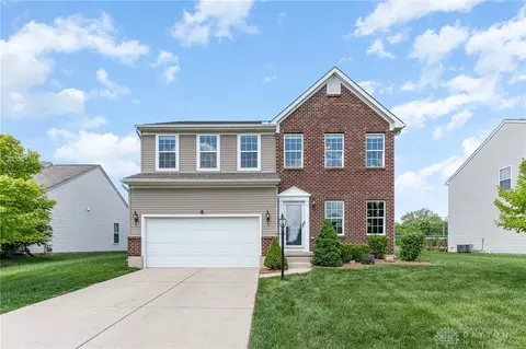 5075 Windbrooke Dr, Tipp City, OH 45371
