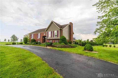 Exterior - 1431 S Kuther Rd, Sidney, OH 45365 photo 2 of 7
