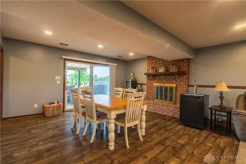 Dining - 1431 S Kuther Rd, Sidney, OH 45365 photo 2 of 3