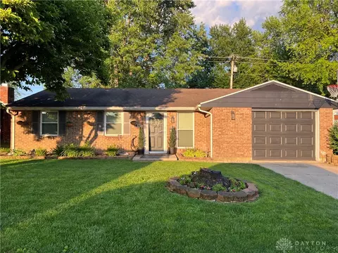 1411 Saratoga Dr, Troy, OH 45373