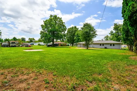 340 Green Acres Dr, Springfield, OH 45504 photo 32