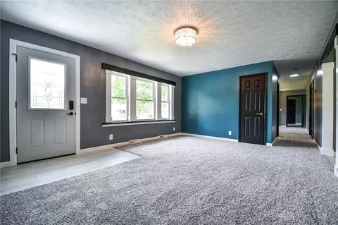 340 Green Acres Dr, Springfield, OH 45504 photo 9