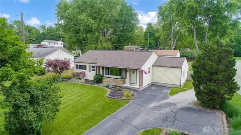 2004 La Grange Rd, Dayton, OH 45431