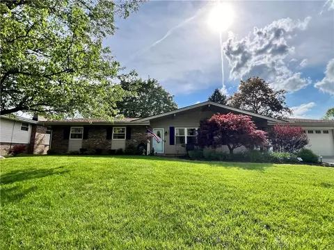 1601 Hillside Dr, Dayton, OH 45432