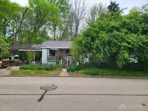 4321 Miami Shores Dr, Moraine, OH 45439