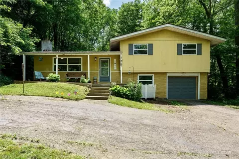 2040 Ferry Rd, Bellbrook, OH 45305