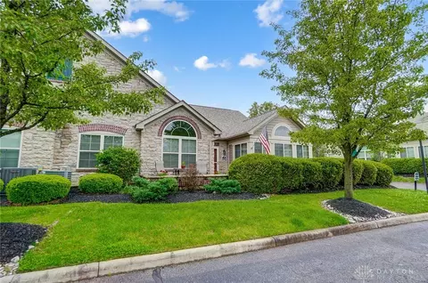 2409 Locust Hill Blvd, Beavercreek, OH 45431